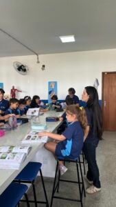 O 1º ano vivenciou a ciência de perto no Laboratório de Anatomia.