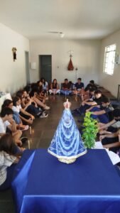 O 2º ano do Ensino Médio viveu um momento especial de reflexão na Fazenda Betânia.